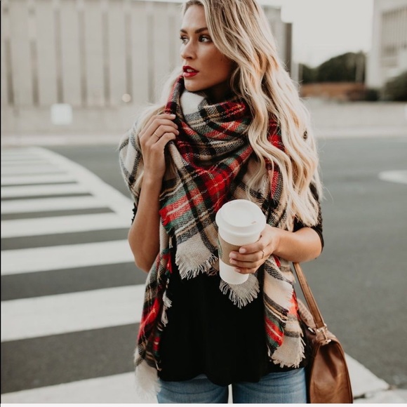 LAST ONE - Autumn Plaid Blanket Scarf Vici - Picture 2 of 4